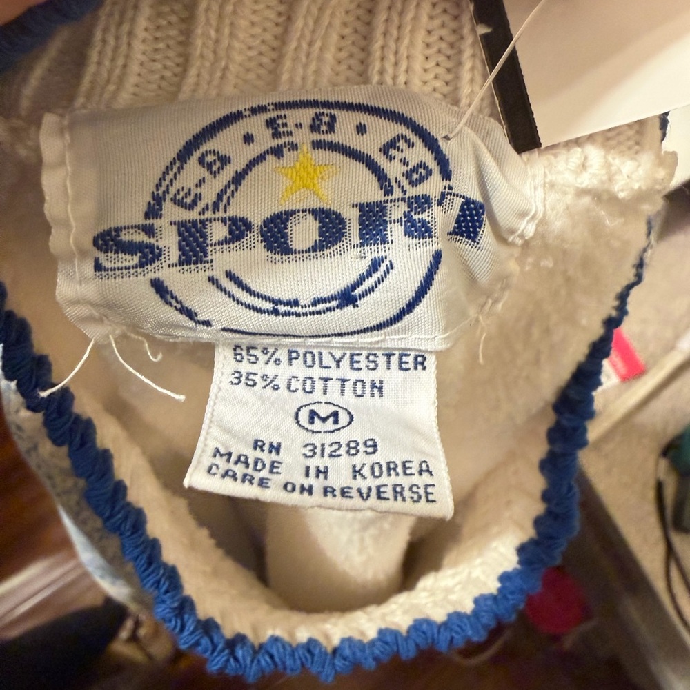 Vintage E.b sport Cozy Winter Scene Sweater - Picture 7 of 7